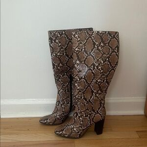 Snakeskin Pattern Knee-High Boots a day away